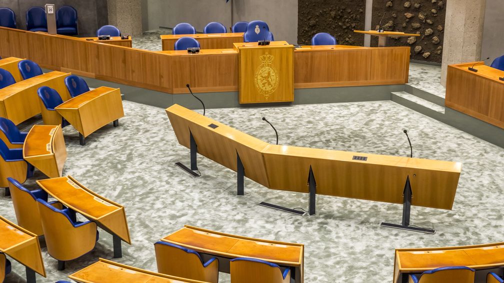 Iemand met steekwapen aangehouden in gebouw Tweede Kamer