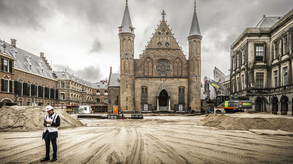 Verbouwing Binnenhof duurt weer langer, 2028 is niet haalbaar