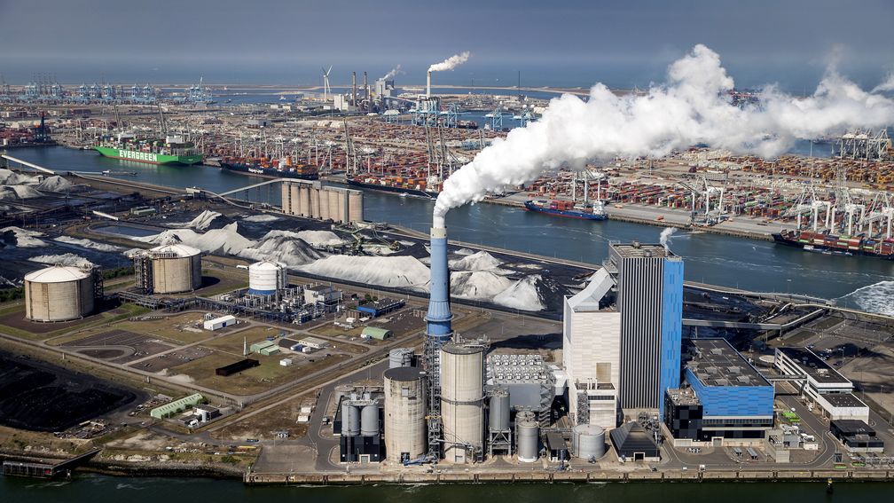 Rotterdamse haven krimpt, gemeente en provincie slaan alarm bij kabinet