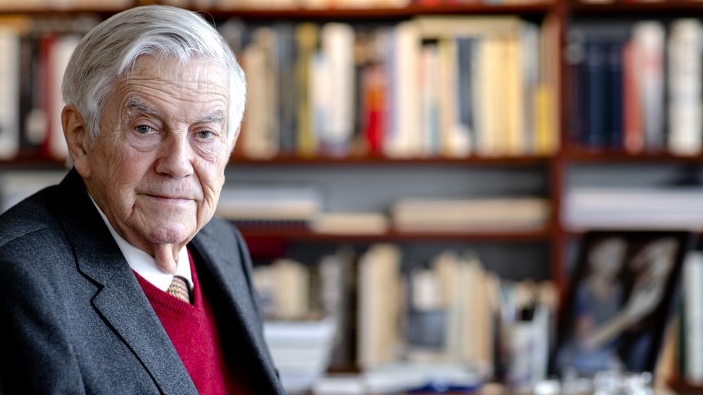 Politici over dood Bolkestein: hij was ‘moedig’ en ‘een heer in de politiek’