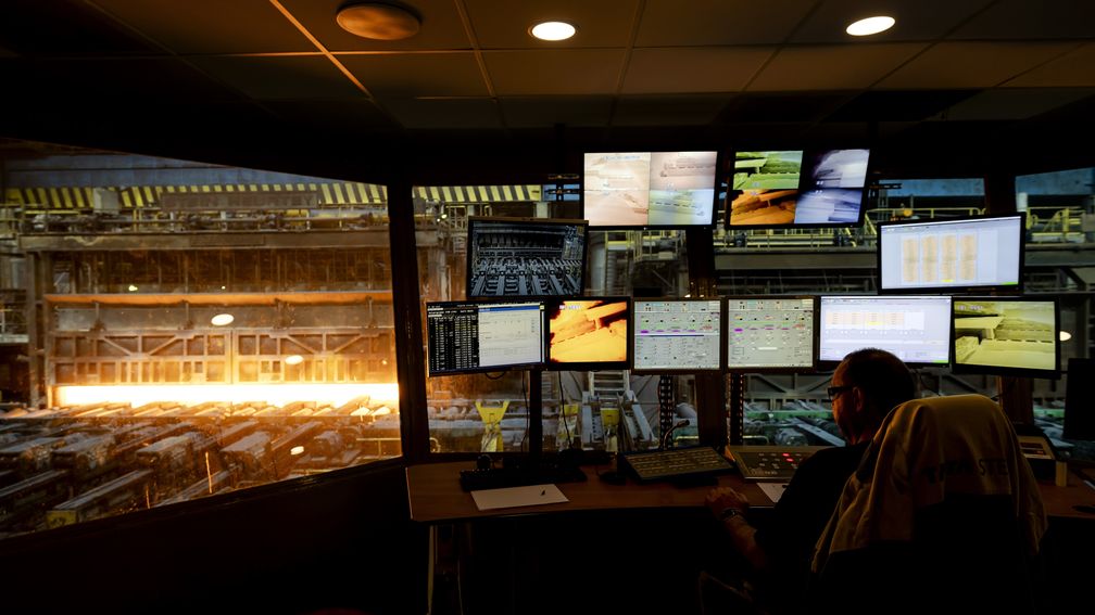 Kabinet vreest niet voor vertrek van Tata Steel na aangekondigde ontslagen