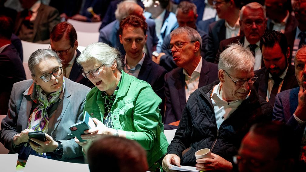 SGP-leden verwerpen voorstel om vrouwen verkiesbaar te stellen