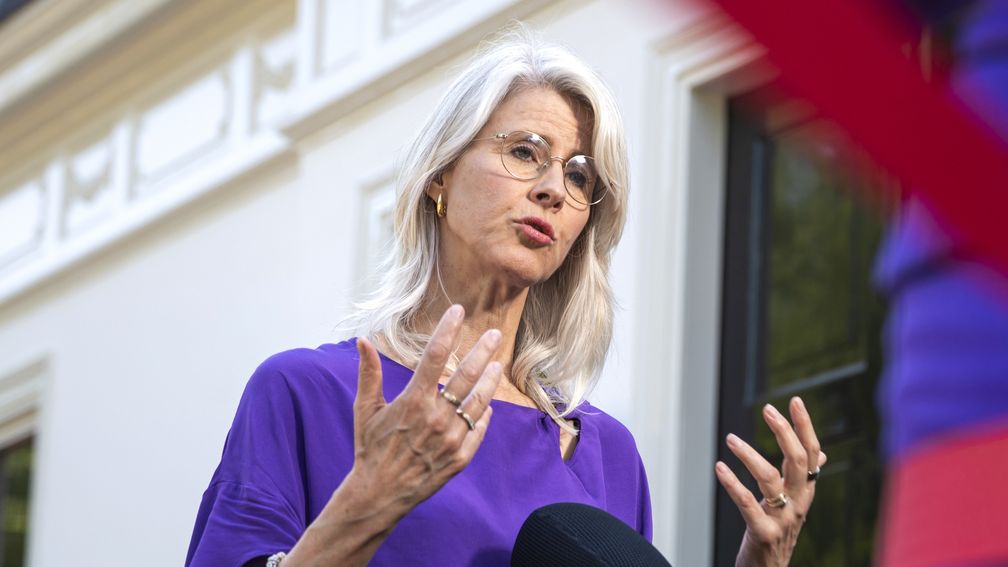 Keijzer probeert strengere asielwetten alsnog over de streep te trekken