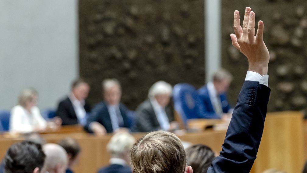 Asielwetten na kort briefje toch door Kamer, maar niemand weet hoe het verder gaat
