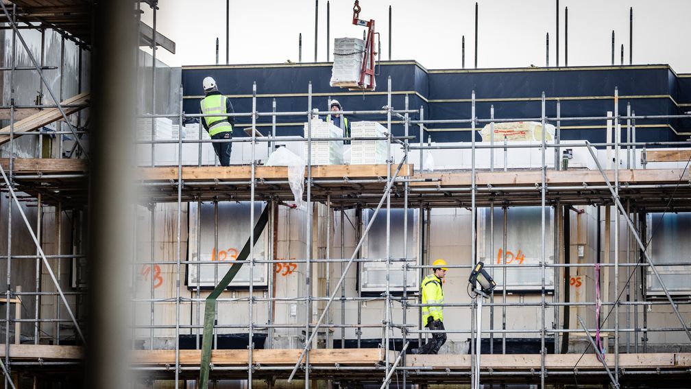 Tegen wens gemeentes in stemt Kamer voor woningwet die voorrang statushouders verbiedt