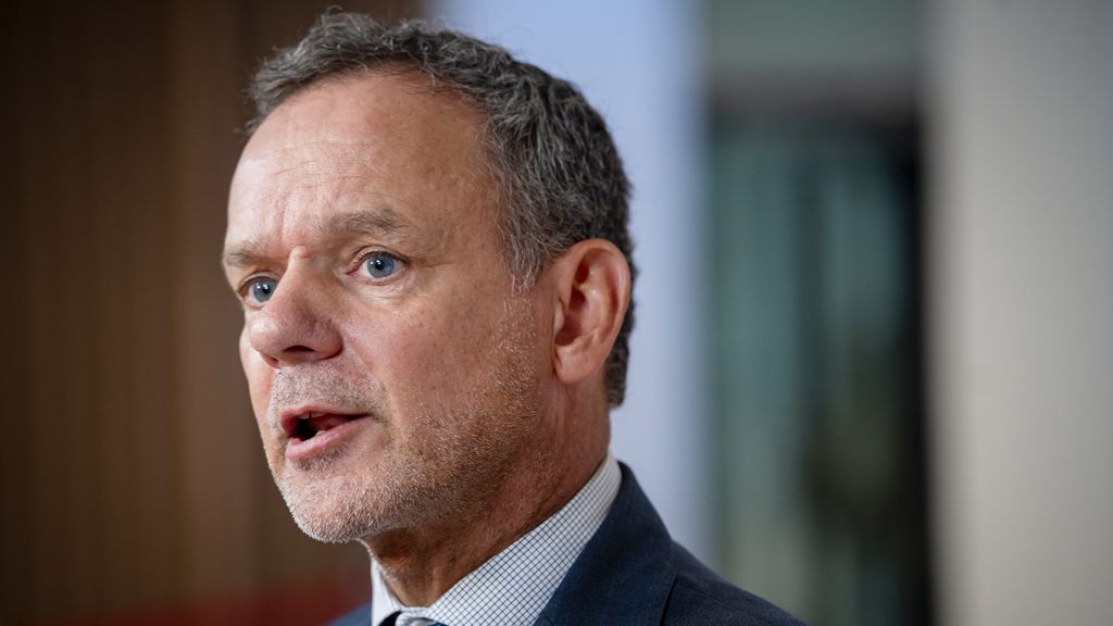 Minister Veldkamp gaat nieuwe maatregelen tegen Israël bespreken in kabinet