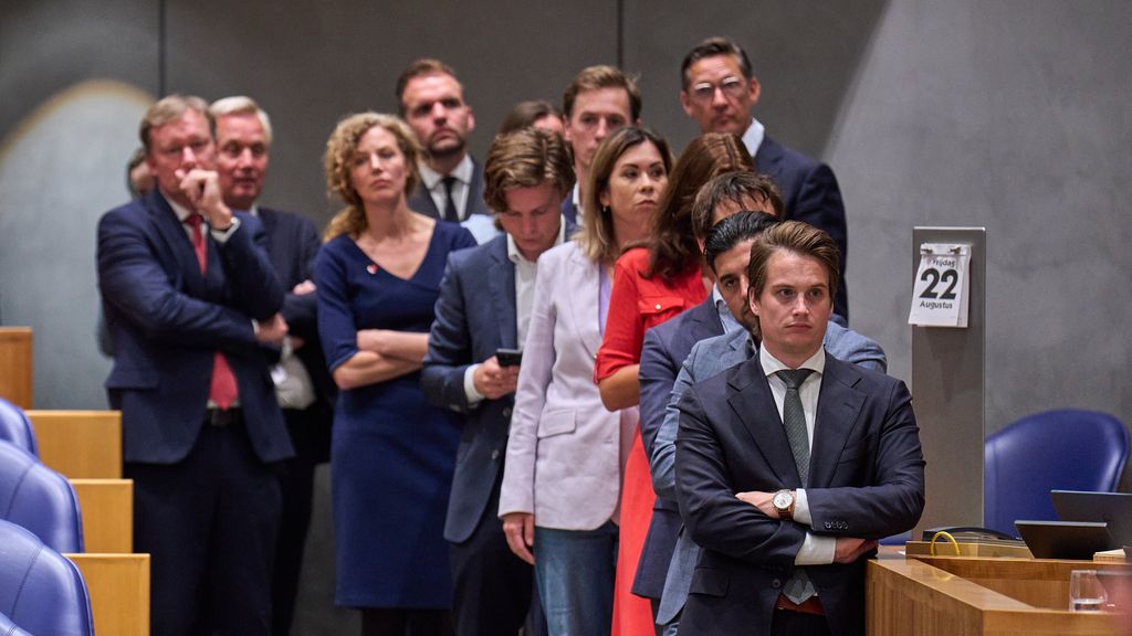 Politiek in onbekend vaarwater nu partij opstapt uit demissionair kabinet