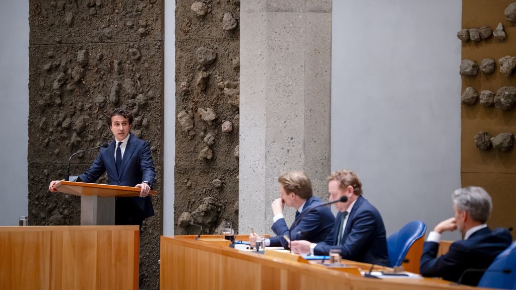 Wrevel tussen Schoof en Kamerleden over extra geld voor Oekraïne