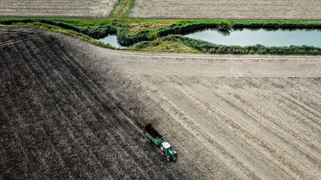 Tweede Kamer: mestplan Wiersma moet van tafel, slecht voor waterkwaliteit