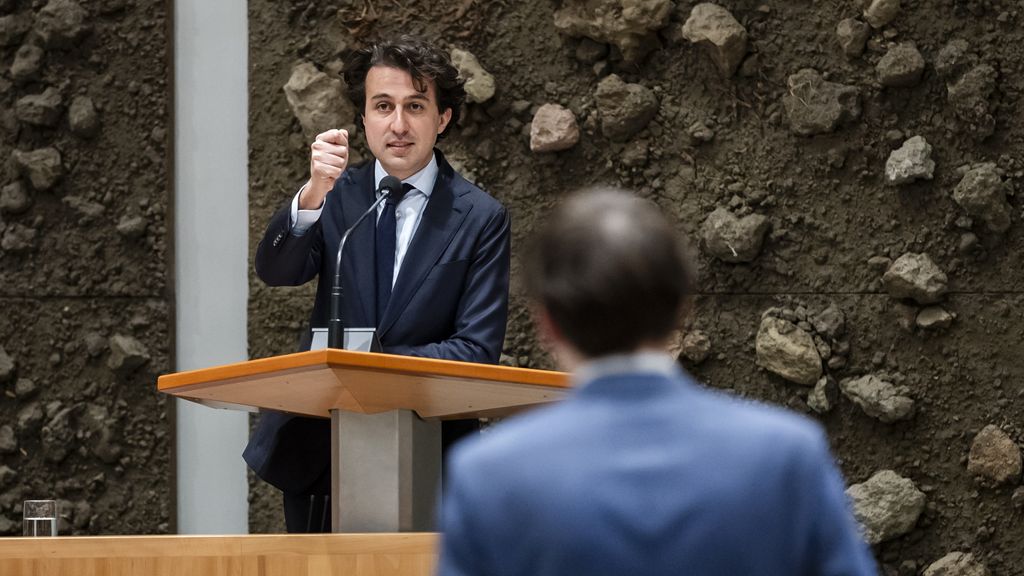 Maximumprijs of accijns omlaag? Kamer dubt over aanpak dure brandstof