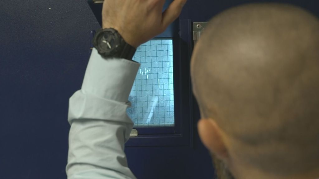 Kamer wil af van tablets voor gevangenen, kabinet wel bereid softporno eraf te halen