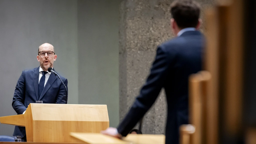 Minister: AIVD doet onderzoek naar organisatie anti-azc-protesten