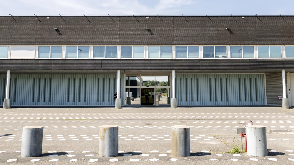 Dwangsommen voor asielzoekers verdwijnen: ruime meerderheid Eerste Kamer stemt in